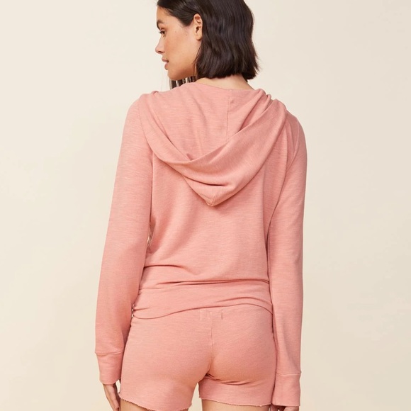 NWT, Monrow, Supersoft full zip hoodie with kangaroo pockets in coral - Picture 5 of 9